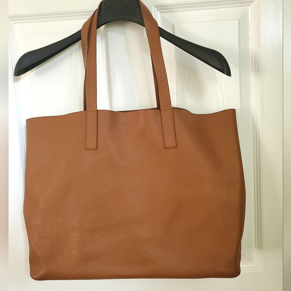 Everlane Soft Day Tote Handbag in Cognac